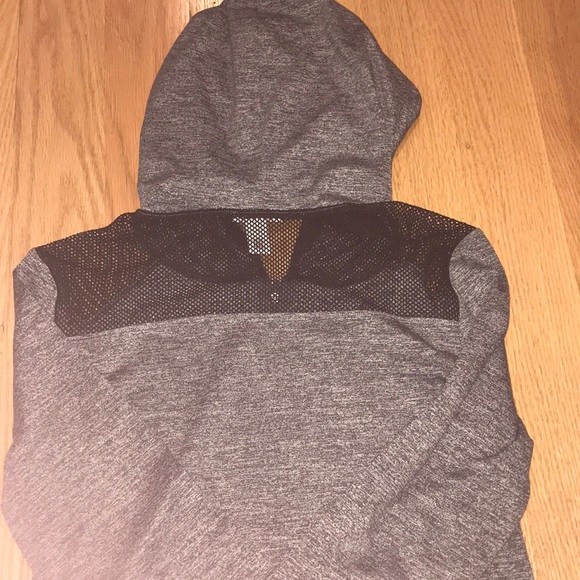 Grey and black mesh forever 21 quarter zip - Picture 6 of 6